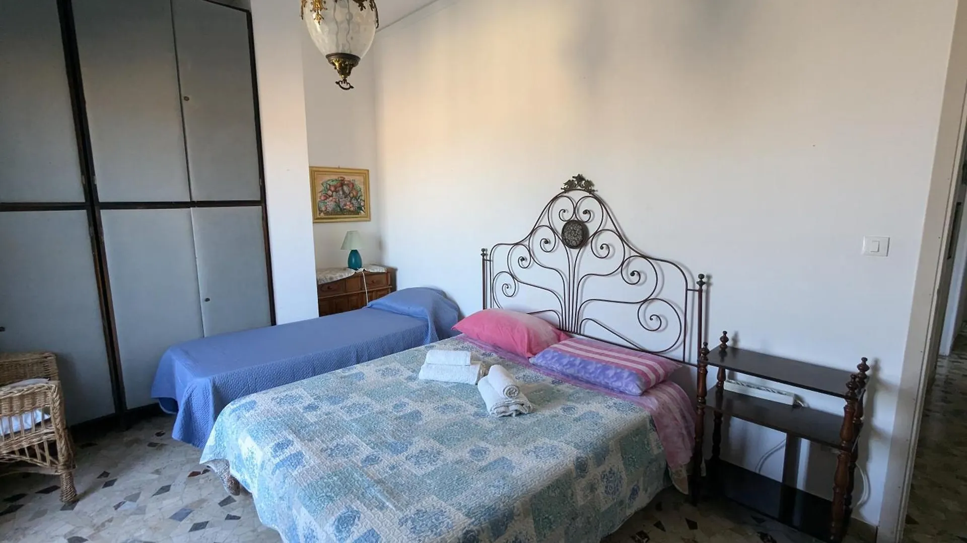 Appartamento Divisi Palermo Alloggio in famiglia